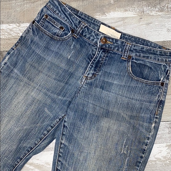 Women's Maurices Taylor Boot Distressed Jeans  5/6 - Picture 3 of 10